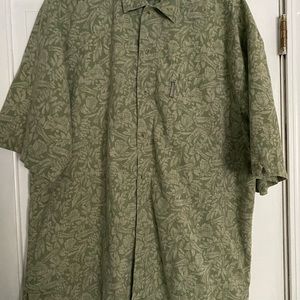 Mens Columbia XXL button down. 100% cotton
